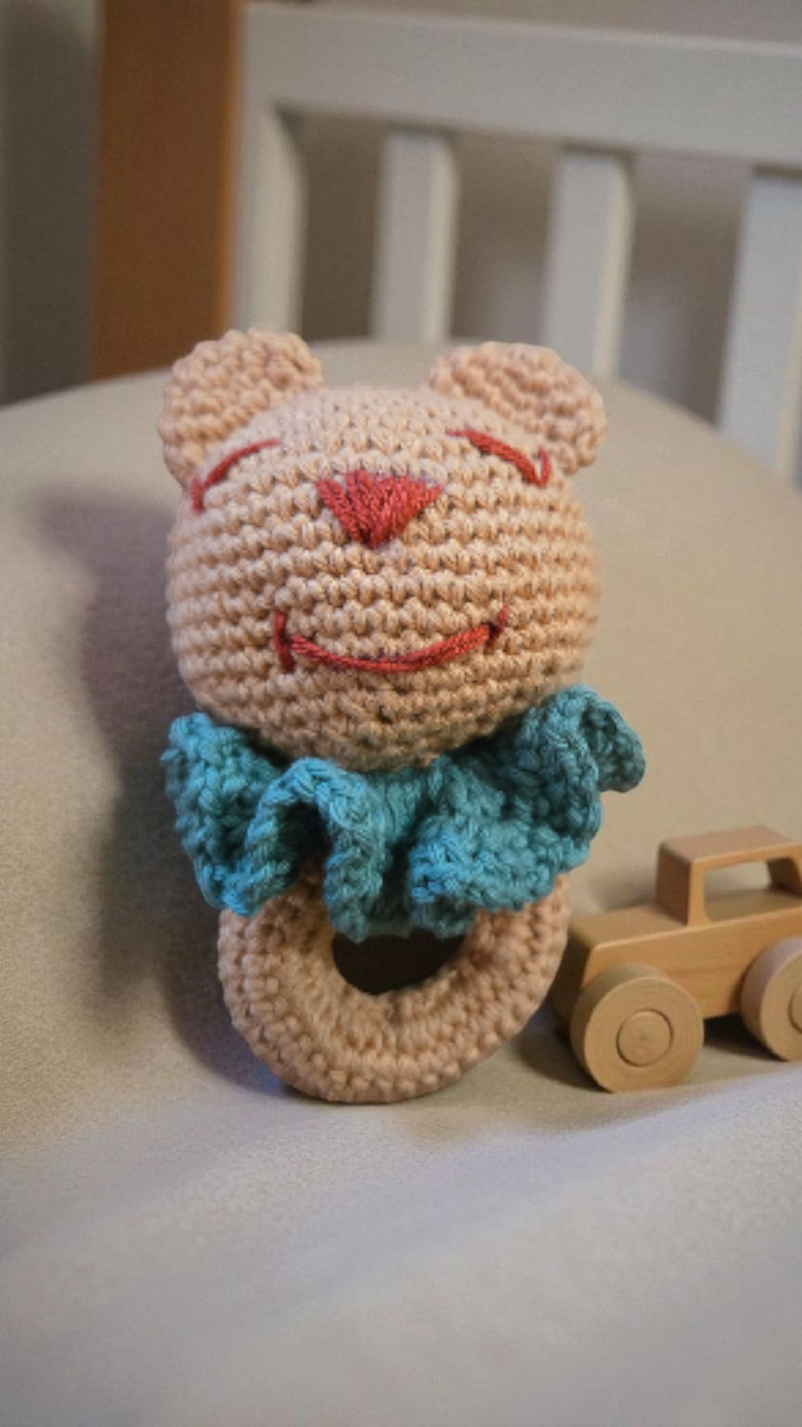 Hochet pour bébé au crochet – Fait main