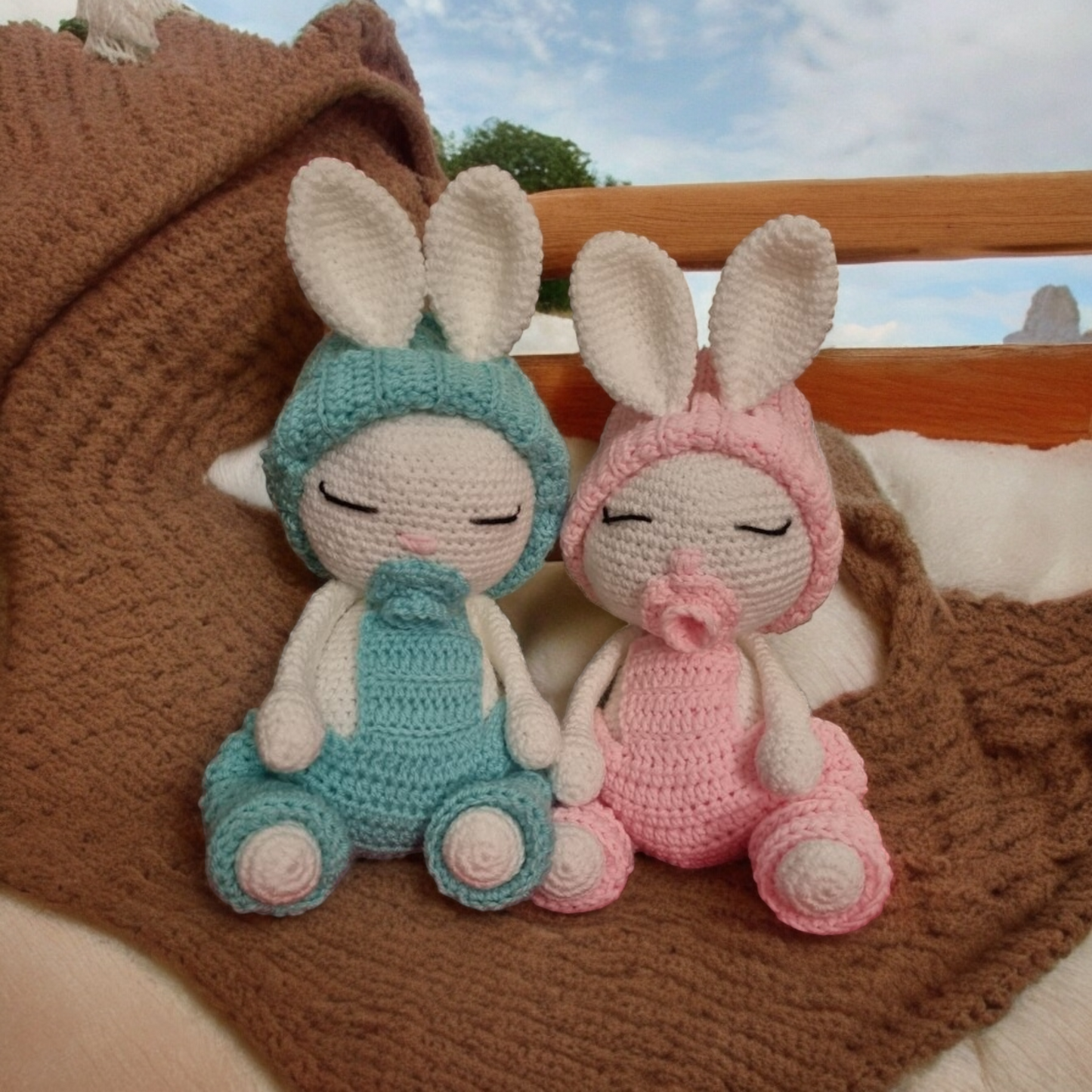 Bébé lapin garçon et fille